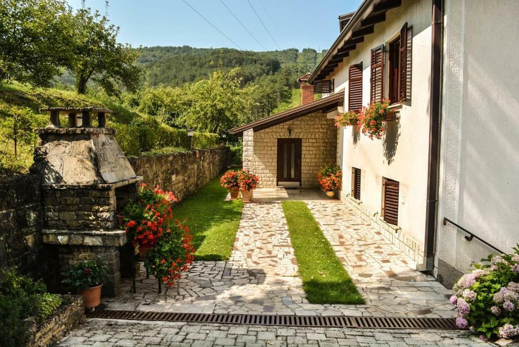 Guest House Most Buzet Exterior photo